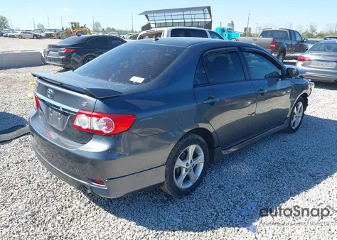 2011 Toyota Corolla S z USA, uszkodzony, nr VIN 2T1BU4EE8BC618507